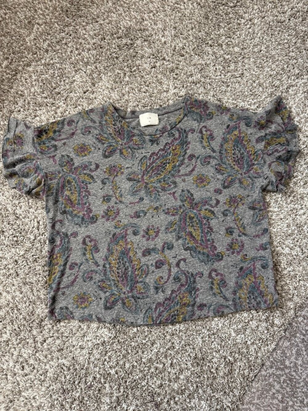t.la Anthropologie Paisley Ruffle Sleeve Tee Gray Size S